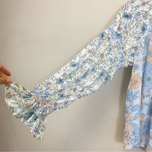 J. Crew Blue Floral Chiffon Crewneck Long Sleeve Spring Crinkle‎ Blouse Size M - Picture 4 of 11